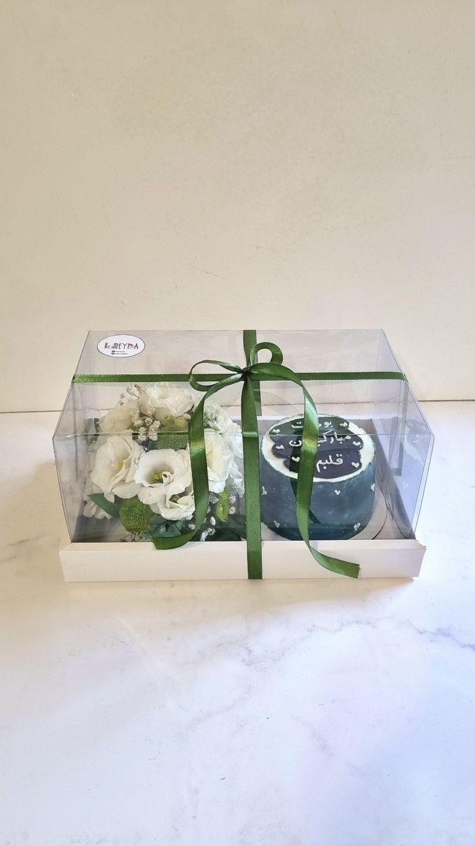 Cake and flower box, elegant white